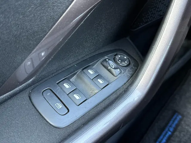 Peugeot 2008 1.2 PureTech Style 2015 Benzine 23