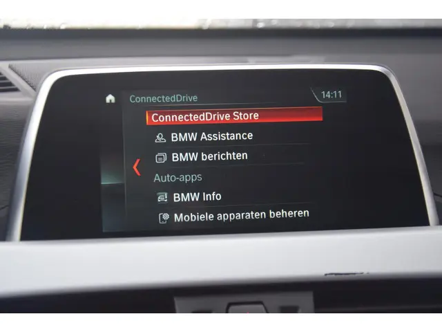 BMW X1 SDrive18i Executive 2018 Benzine 15