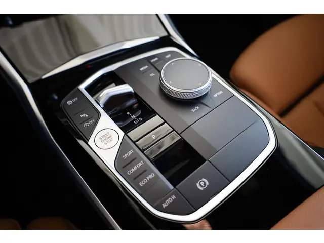 BMW 2 Serie Coupé 218i 2024 Benzine 21