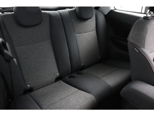 Fiat 500 Icon 42 kWh 2023 Elektrisch 9