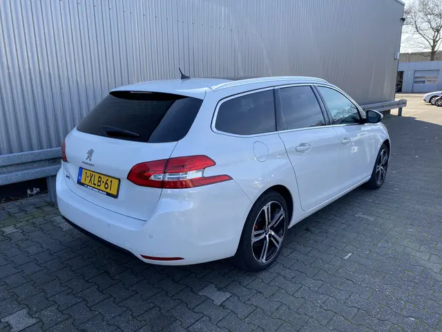 Peugeot 308 2