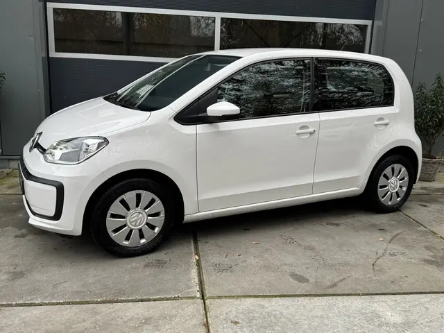 Volkswagen up! 1.0 MPI 60pk BMT move up! 2020 Benzine 2
