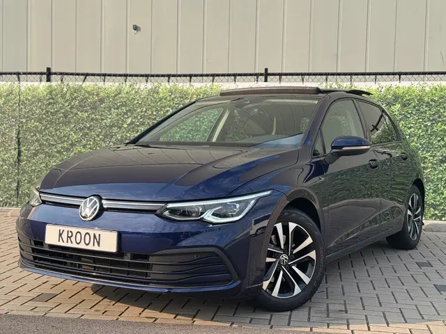 Volkswagen Golf 1.5 eTSI Style 2020 Hybride Benzine 2