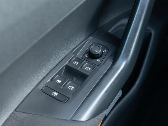 Volkswagen Polo 1.0 TSI Life Edition 2025 Benzine 24