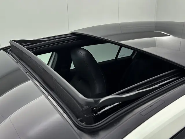 Mercedes-Benz A-Klasse 180 Premium Plus 2021 Benzine 26