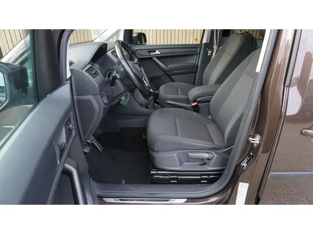 Volkswagen Caddy Maxi 1.4 TSI 125pk 7-Zits 2019 Benzine 7