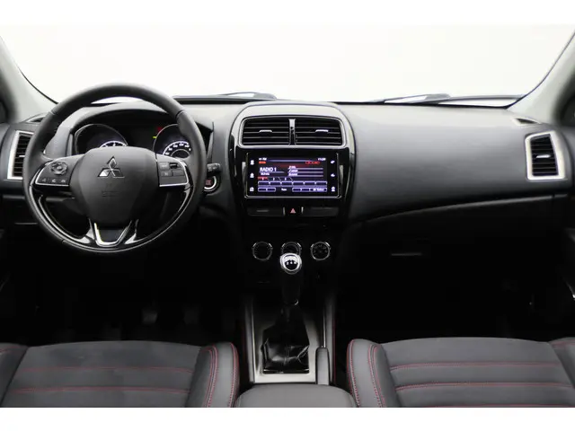 Mitsubishi ASX 1.6 Cleartec Connect Pro+ 2019 Benzine 2