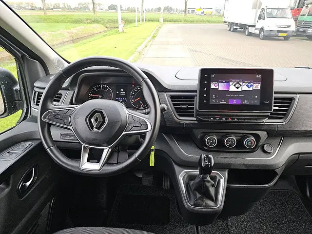 Renault Trafic 2.0 DCI 2022 Diesel 8