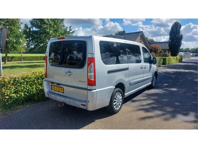 Peugeot Expert 2