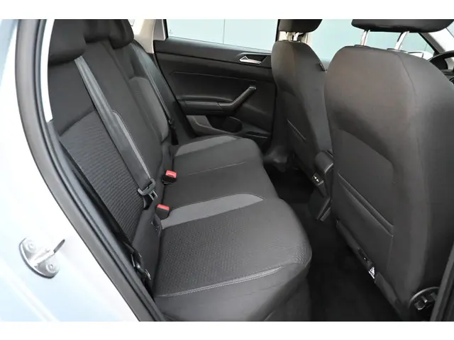 Volkswagen Polo 1.0 TSI Life 2023 Benzine 23