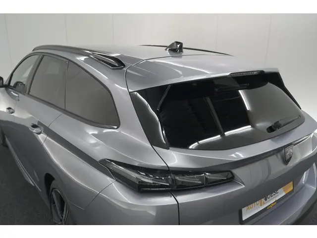 Peugeot 308 SW PureTech 130 EAT8 GT 2023 Benzine 25