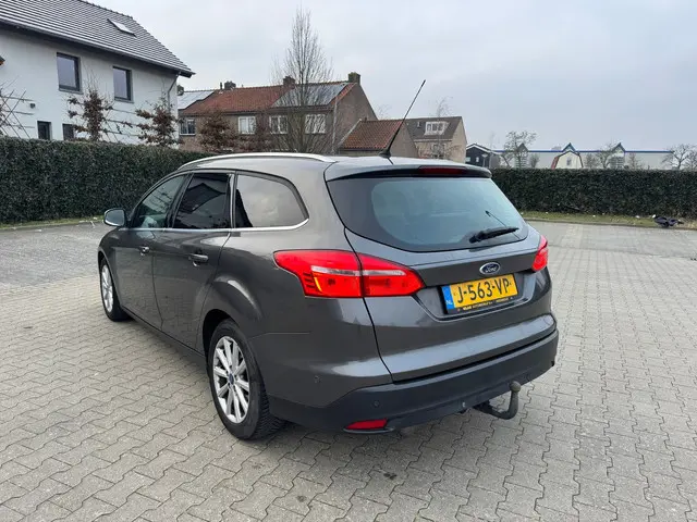 Ford Focus Wagon 1.0 Titanium Edition 2016 Benzine 17