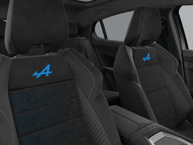 Renault Rafale esprit Alpine 2026 Hybride Benzine 14