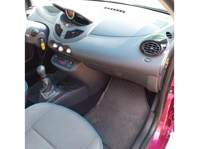 Renault Twingo 1.2 16V airco 2013 Benzine 35