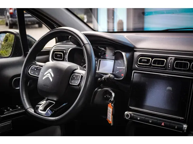 Citroën C3 1.2 PureTech S&S Shine 2018 Benzine 3