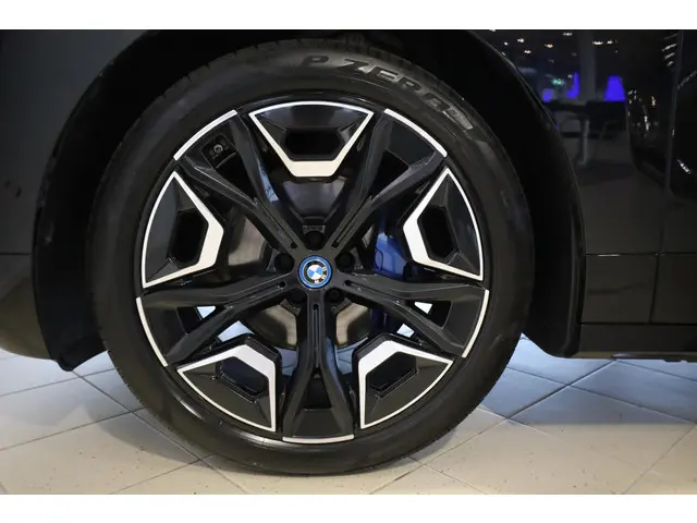 BMW iX xDrive40 2022 Elektrisch 6