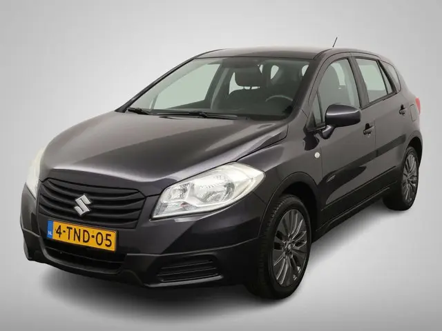 Suzuki S-Cross 2