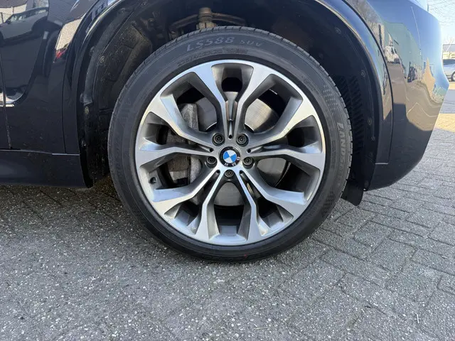 BMW X5 xDrive50i High Executive 7p. 2013 Benzine 29