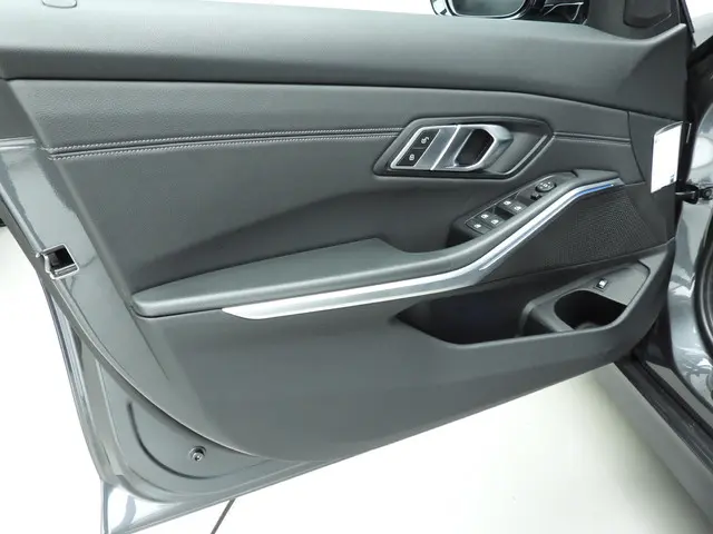 BMW 3 Serie Sedan 330e 2019 Hybride Benzine 20