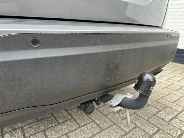 Peugeot 2008 1.2 Turbo 100 PK Allure 2023 Benzine 22