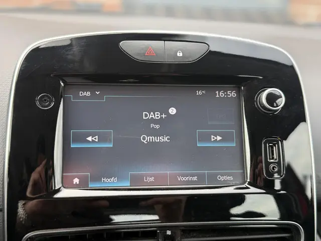 Renault Clio 0.9 TCe Limited 2018 Benzine 16