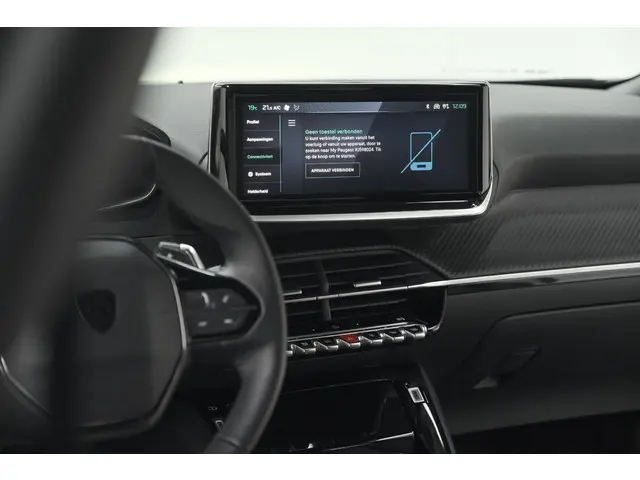 Peugeot 2008 PureTech 130 EAT8 Allure 2024 Benzine 54