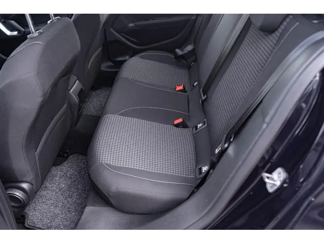 Peugeot 308 1.5 BlueHDi Blue Lease Active 2020 Diesel 34