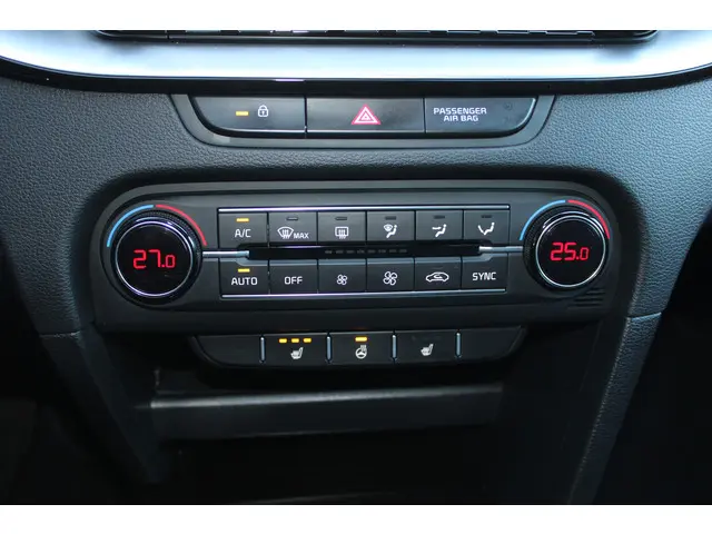 Kia XCeed 1.4 T-GDi DynamicPlusLine 2021 Benzine 19