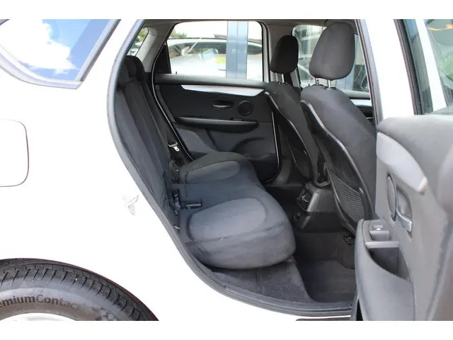 BMW 2 Serie Active Tourer 218d M Sport 2015 Diesel 13