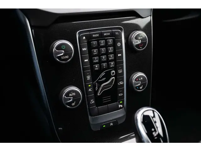 Volvo V40 T2 Polar+ Automaat 2019 Benzine 27