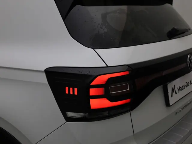 Volkswagen T-Cross 1.5TSI/150PK R-Line DSG 2021 Benzine 31