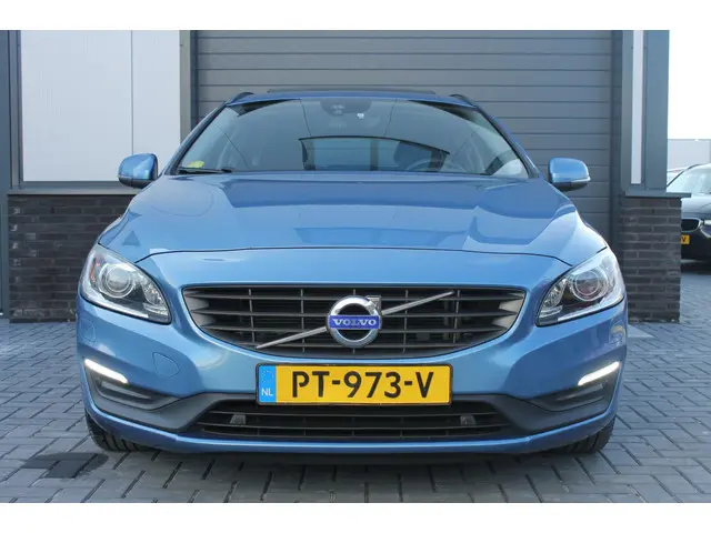 Volvo V60 2.0 D3 Ocean Race 2016 Diesel 9