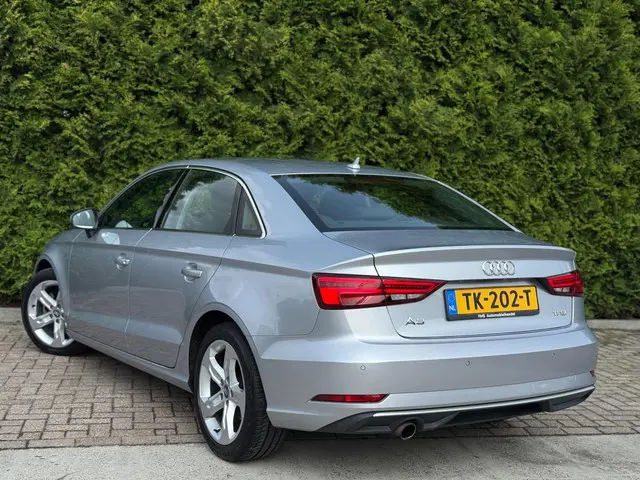 Audi A3 Limousine 30 TFSI Sport CarPlay 2018 Benzine 21