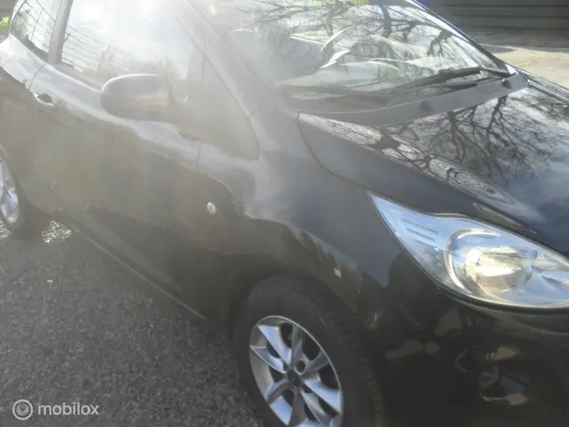 Ford Ka 1.2 Style start/stop 2013 Benzine 6