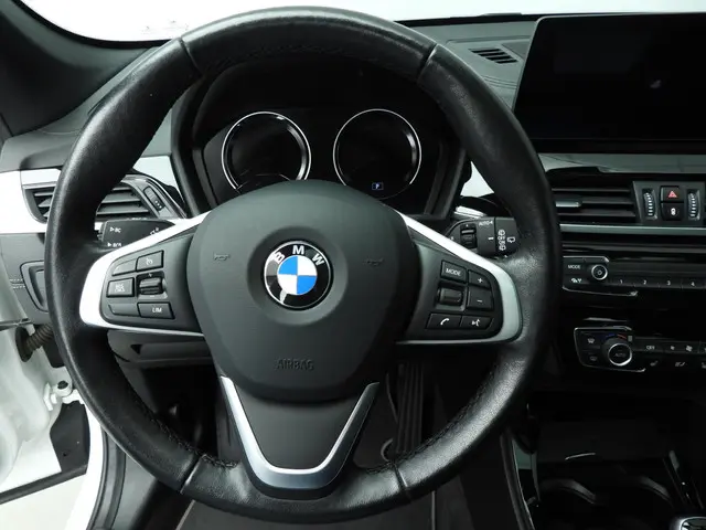 BMW X1 sDrive18i 2022 Benzine 11