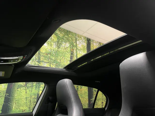 Mercedes-Benz A-Klasse 250 Premium 2018 Benzine 9