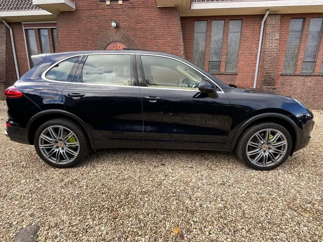 Porsche Cayenne 3.0 S E-Hybrid 2015 Hybride Benzine 7