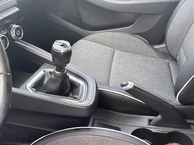 Renault Clio TCe 90 Intens 2020 Benzine 22