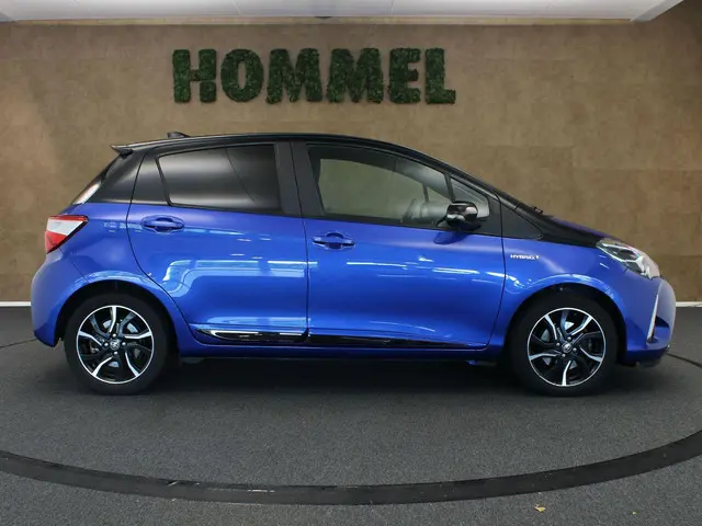 Toyota Yaris 1.5 Hybrid Bi-Tone 2018 Hybride Benzine 11