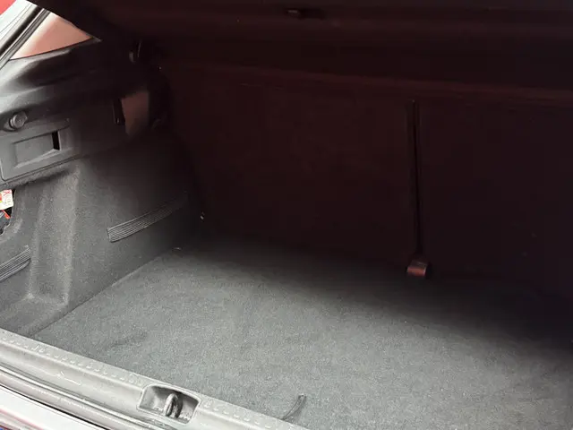 Citroën C4 1.2 PureTech Exclusive 2014 Benzine 15