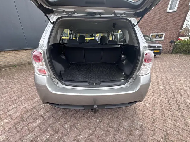 Toyota Verso 1.6 VVT-i Comfort 2014 Benzine 6