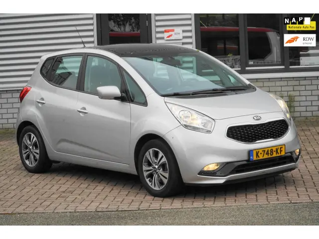 Kia Venga 1.6 CVVT AUTOMAAT PANO 2015 Benzine
