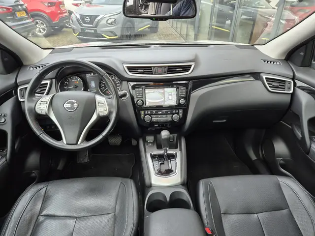 Nissan QASHQAI 1.2 Tekna 2015 Benzine 3