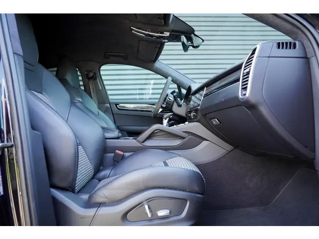 Porsche Cayenne Coupé 2.9 S 2020 Benzine 40