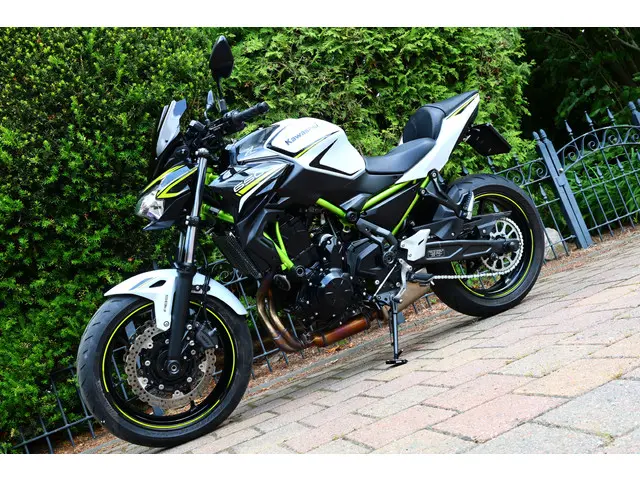 Kawasaki Z650 ABS 50kw 2020 Benzine 3