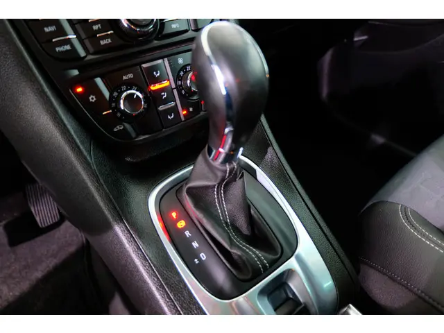 Opel Meriva 1.4 Turbo Cosmo 2013 Benzine 12