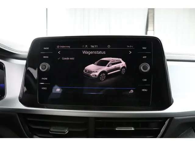 Volkswagen T-Roc 1.0 TSI 110pk Life 2023 Benzine 20