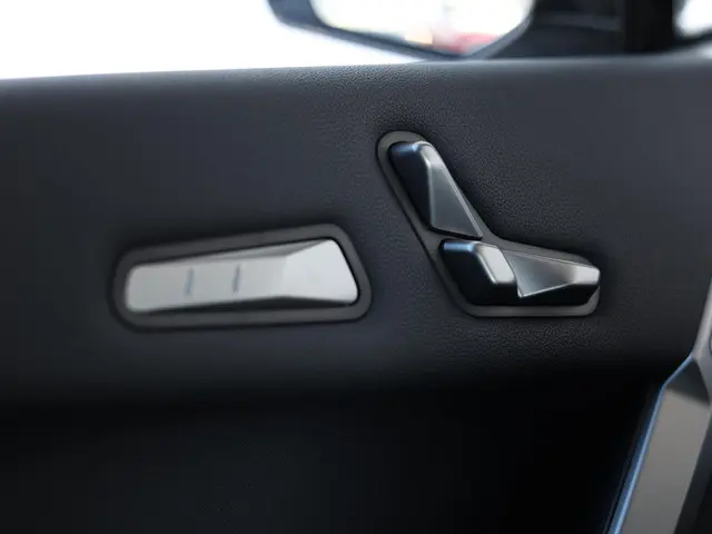 BMW iX xDrive M70 2026 Elektrisch 42