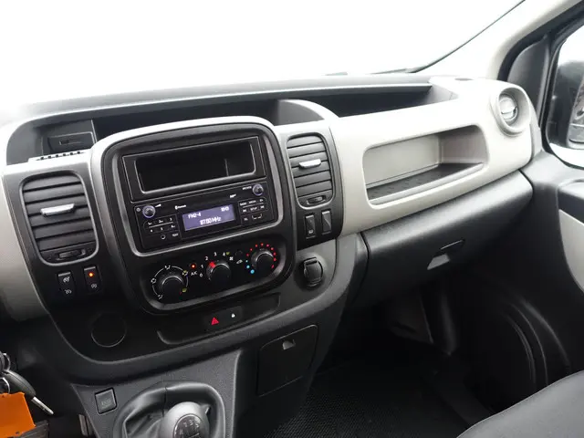 Renault Trafic 1.6 dCi Euro 6 T29 L2 Luxe- 2019 Diesel 8