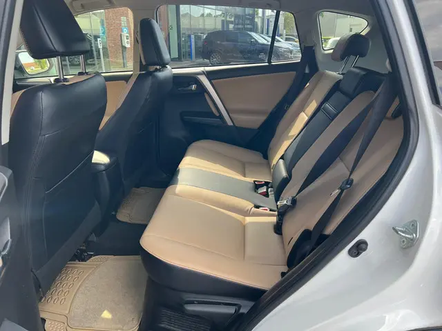 Toyota RAV4 2.5 Hybrid Executive 2019 Hybride Benzine 13